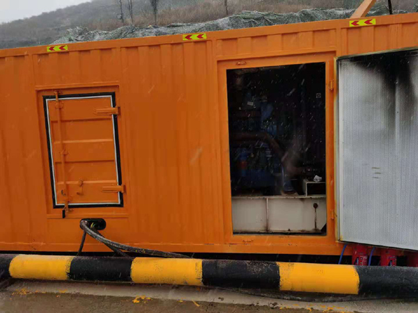郧西发电机出租 柴油发电机组电压低报警怎么办?